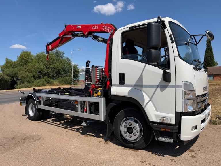 BRAND NEW REGISTERED 2026 ISUZU FORWARD F110 240 EURO 6, 11 TON HOOKLOADER