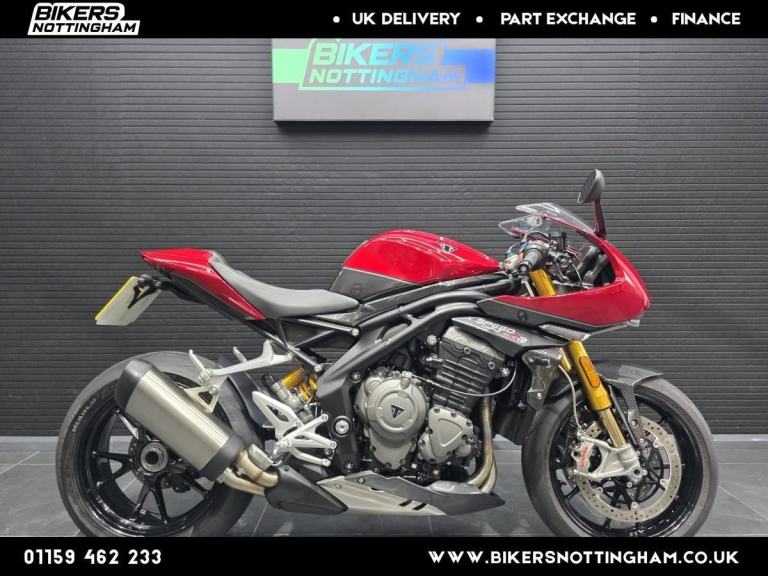 TRIUMPH SPEED TRIPLE 1200 RR 2022 *low mileage, 1 owner*