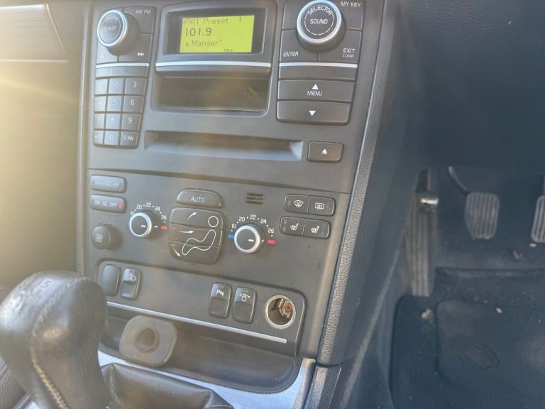 Volvo, XC90, Estate, 2010, Manual, 2400 (cc), 5 doors