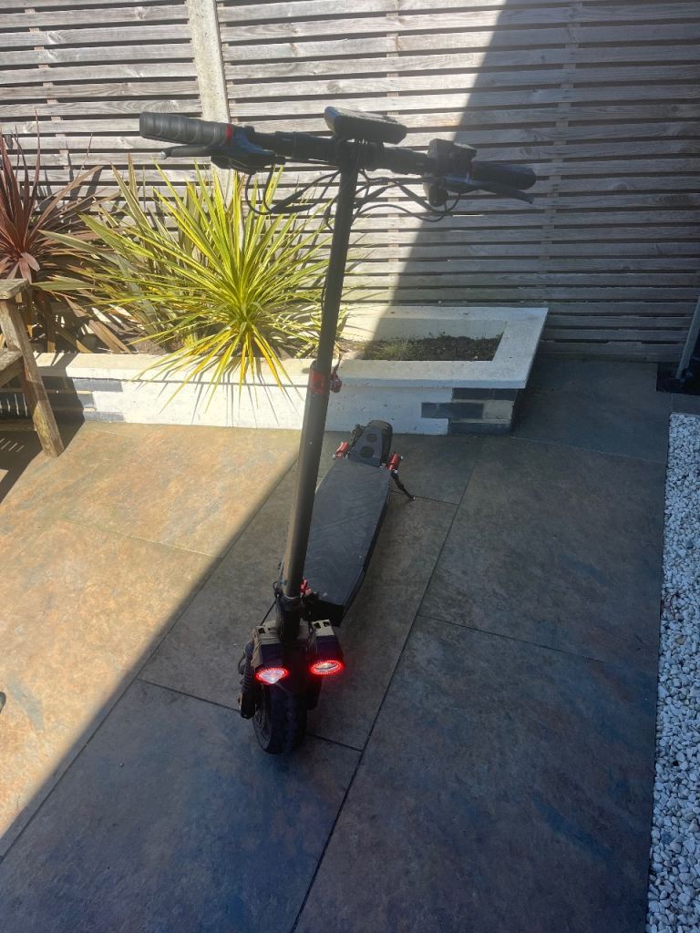 Ix4 electric scooter 