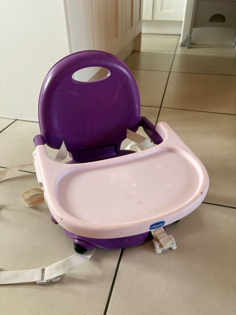 Chicco Booster Seat - Purple/Pink with Straps