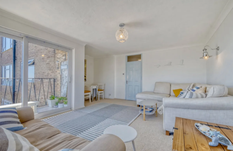 to rent two double bedroom apartment situated in Eastern Esplanade