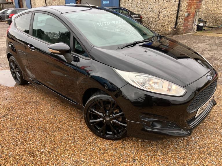 2014 Ford Fiesta 1.0 ZETEC-S Black Sporty. Recent Cambelt. Low Road TAX. Px Swap
