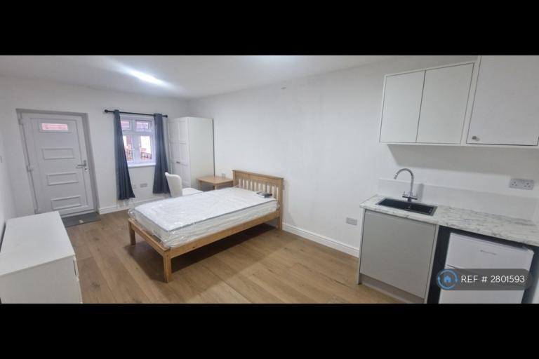 1 bedroom in St Albans Road, Dartford, DA1 (#2801593)