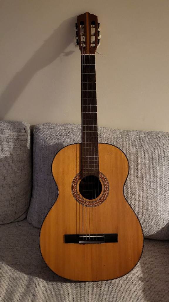 Musima Resonata 750H classical guitar,