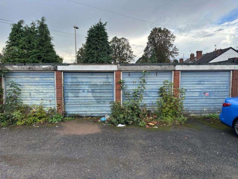 Secure lock-up garages available immediately in Minster, Sheerness – limited availability