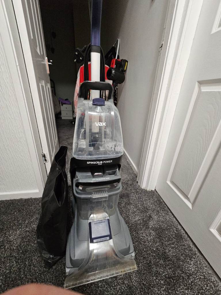 Vax spin scrub carpet cleaner 