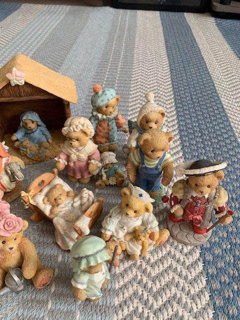 Collection of Cherished Teddies | in Wickford, Essex | Gumtree