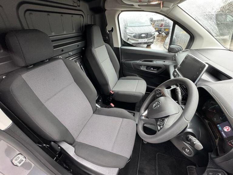 2024 Vauxhall Combo 2300 100kW Prime 50kWh H1 Van Auto PANEL VAN ELECTRIC Automatic