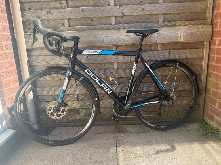 Dolan RDX Commuter/Road Bike 56cm Frame 700c Wheels Shimano 105 Good Condition