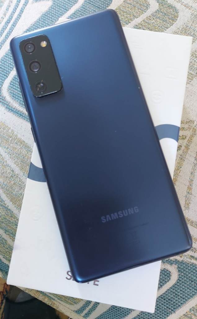 Samsung galaxy S20 fe unlocked 