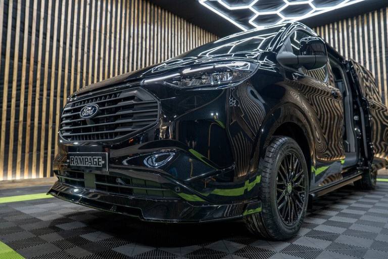  Ford Transit Custom 320 Limited L2 2.5L Auto Plug-in Hybrid Crew Cab HYBRID Automatic