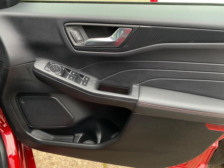 2022 Ford Kuga 2.5 Duratec 14.4kWh ST-Line X Edition CVT Euro 6 (s/s) 5dr HATCHBACK Petrol/Electr...