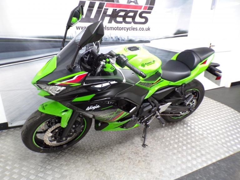 2023 KAWASAKI NINJA 650 WITH LOW MILEAGE