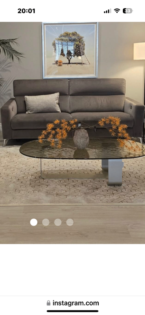 Brand new Natuzzi sofa electric recliner 