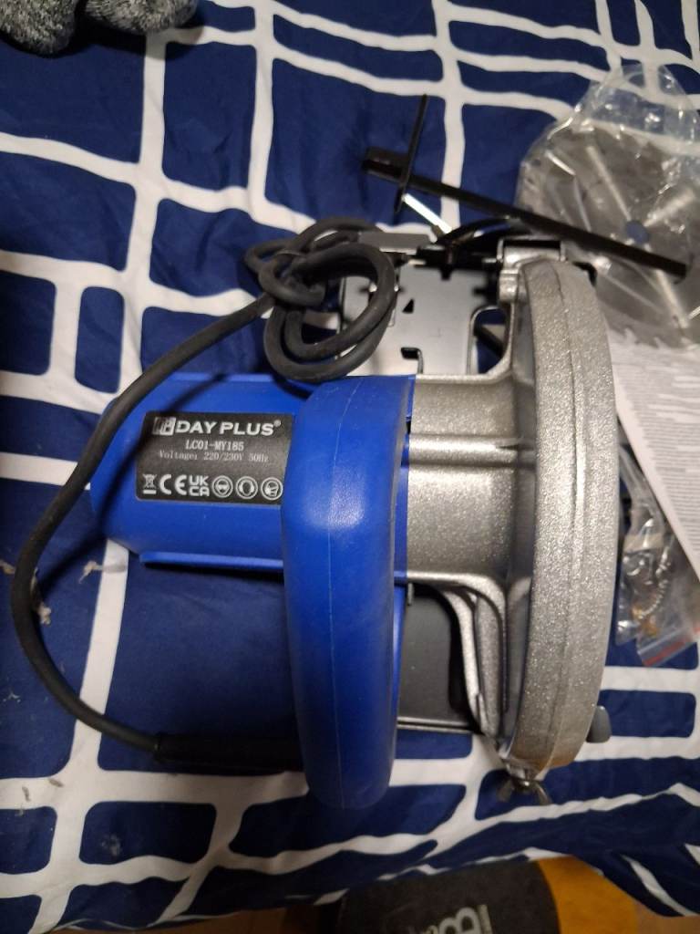 Concrete cutter 