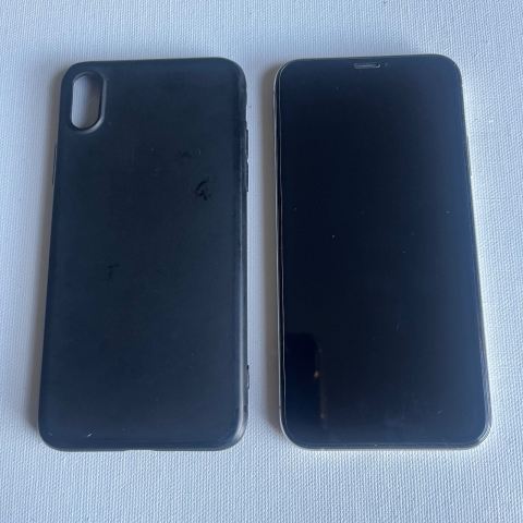 iPhone XS 256gb Unlocked | in Newham, London | Gumtree