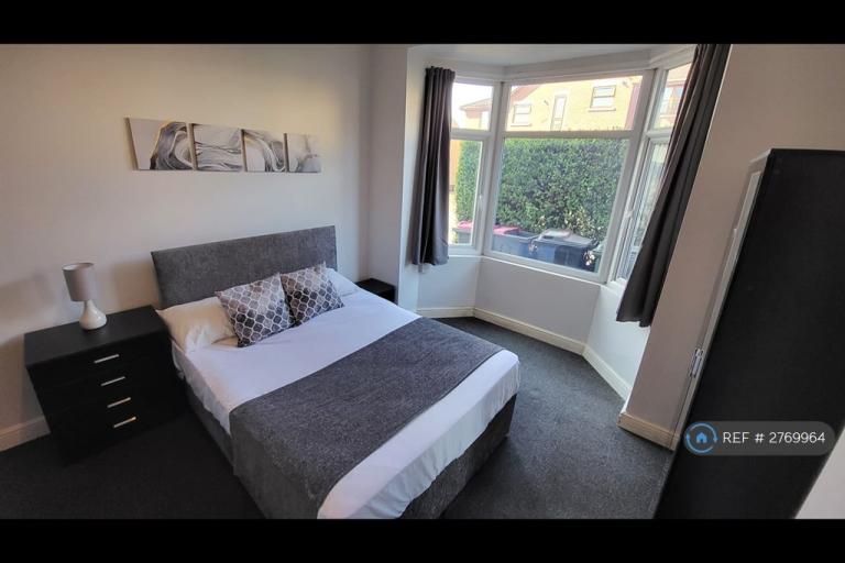 1 bedroom in Rawmarsh Hill, Parkgate, Rotherham, S62 (#2769964)