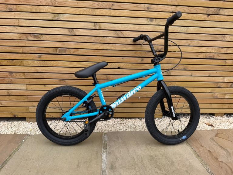 Sunday Primer BMX Turquoise 16” wheel