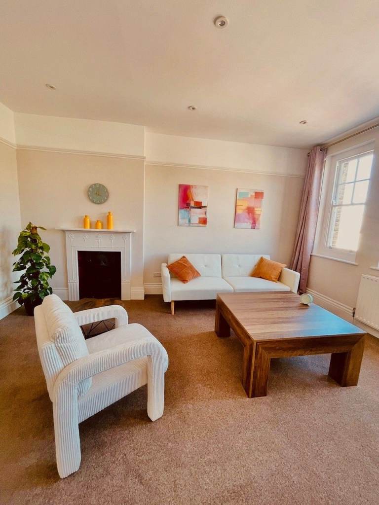 The Therapy Loft - Therapy rooms in Forest Hill - weekly blocks - £55 per 5 hours