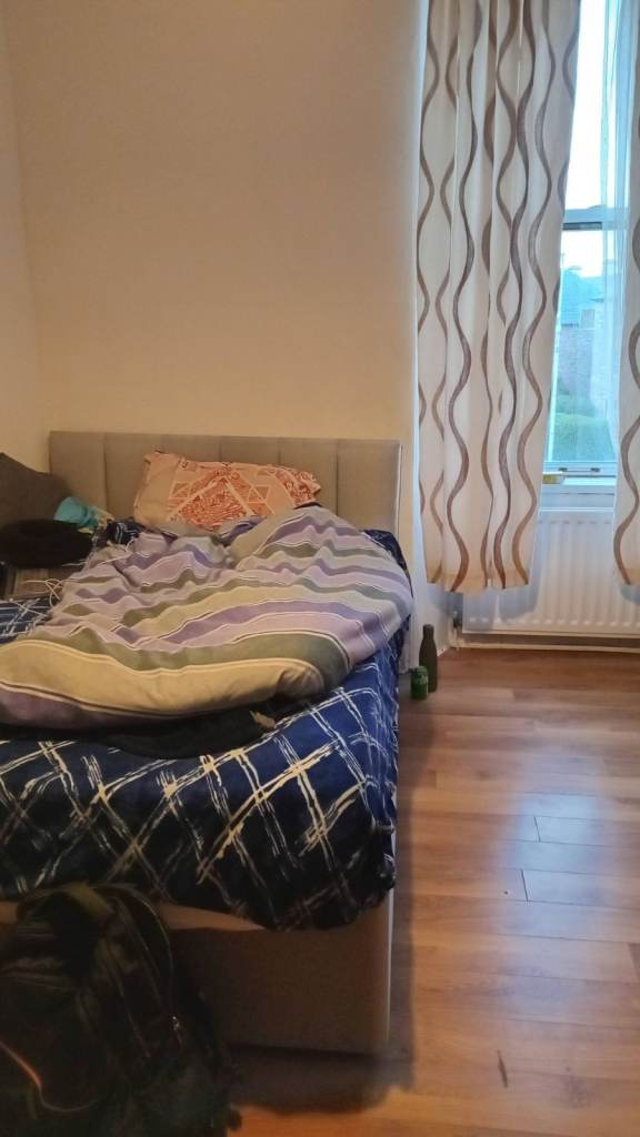 Double room to rent in the Meadowbank/Jock's Lodge area