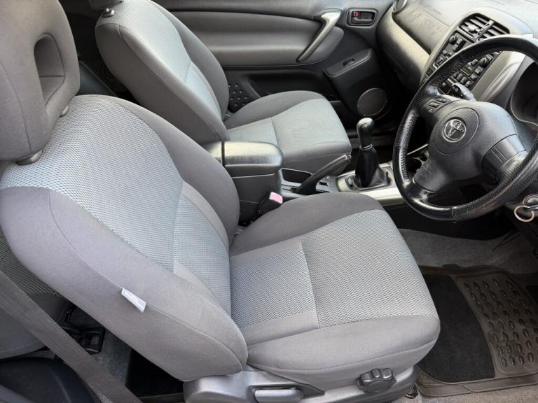 2006 Toyota RAV4 2.0 XT3 3dr ESTATE PETROL Manual