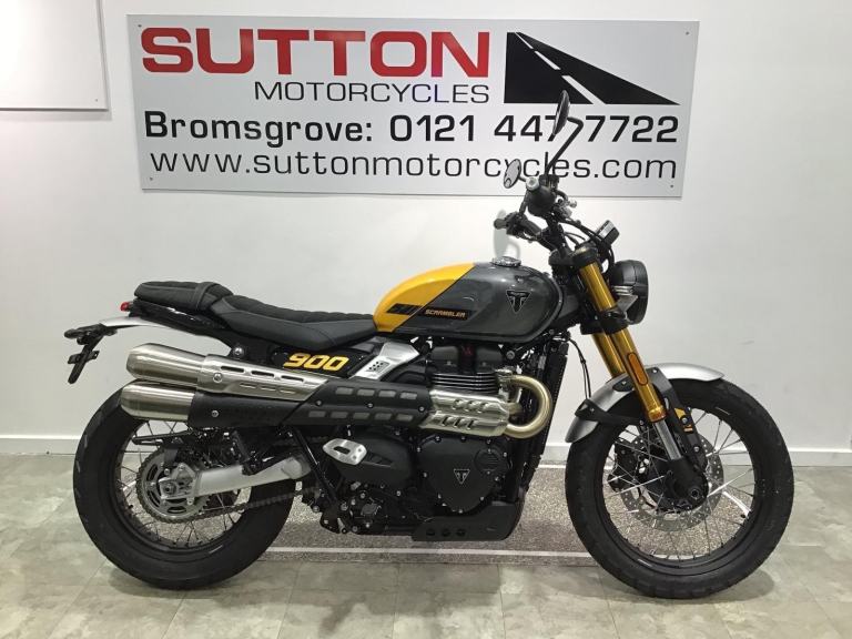 2026 TRIUMPH SCRAMBLER 900