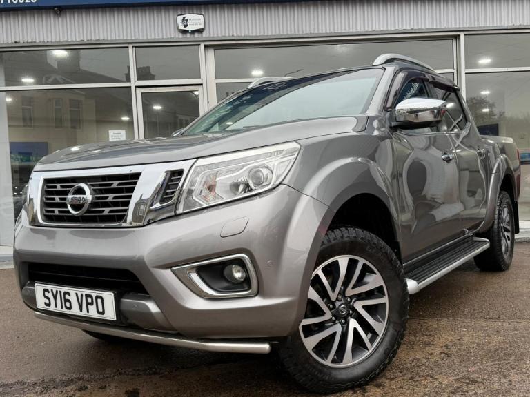 2016 Nissan Navara Double Cab Pick Up Tekna 2.3dCi 190 4WD PICK UP DIESEL Manual