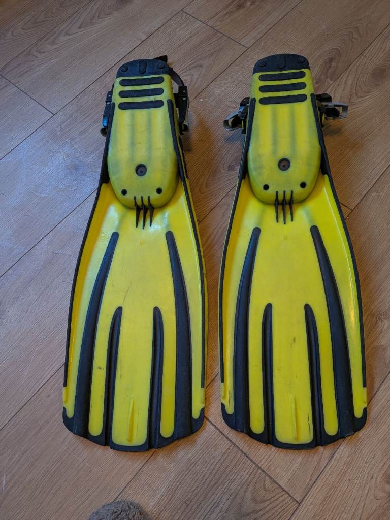 Mares fins - size regular