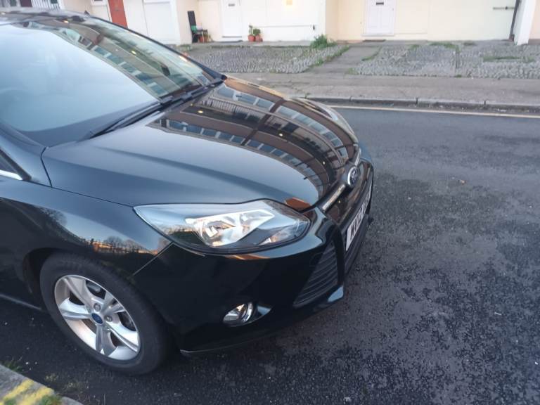 Ford focus for scrap and parts sale