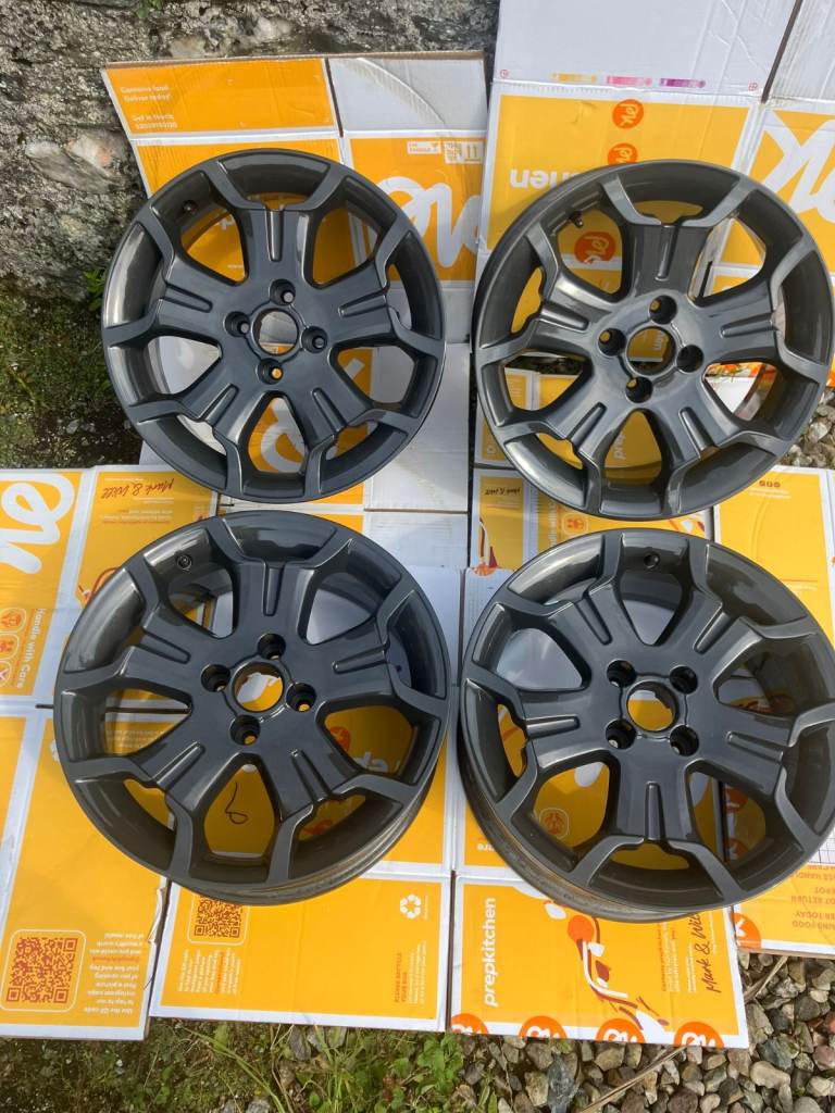 17 INCH. CITROEN DS3 ALLOYS