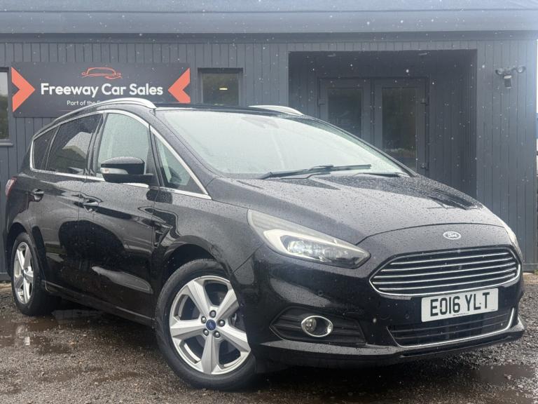 FORD S-MAX 2.0 TDCi Titanium MPV 5dr Diesel Manual Euro 6, 7 Seats, Leather, Nav