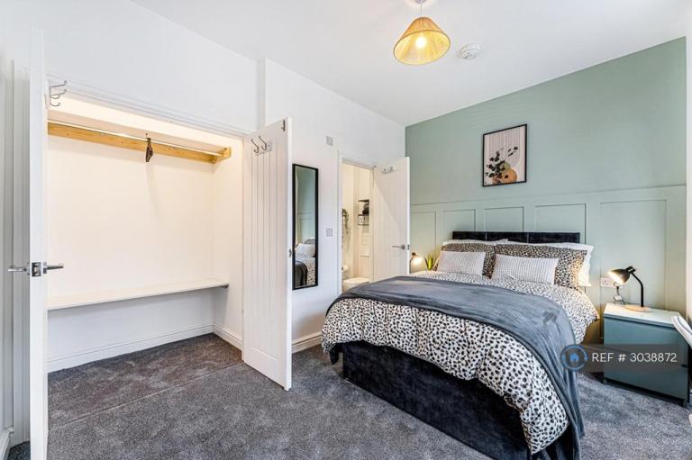 1 bedroom in Hood Lane, Warrington, WA5 (#3038872)
