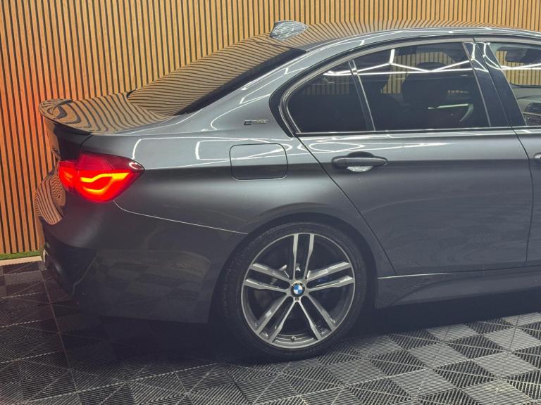 2017 BMW 3 Series 330e M Sport Shadow Edition 4dr Step Auto SALOON PETROL/ELECTRIC Automatic