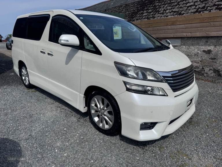 FRESH STOCK JUST ARRIVED!! FROM JAPAN 7/8 SEAT MPV  AUTOMATIC PRICES START FROM £9995