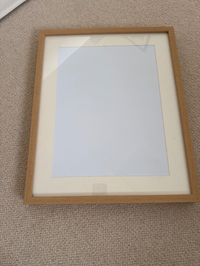 Natural wood picture frame 40 x 50 cm