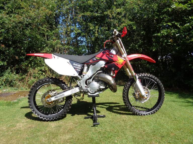  cr125 .
