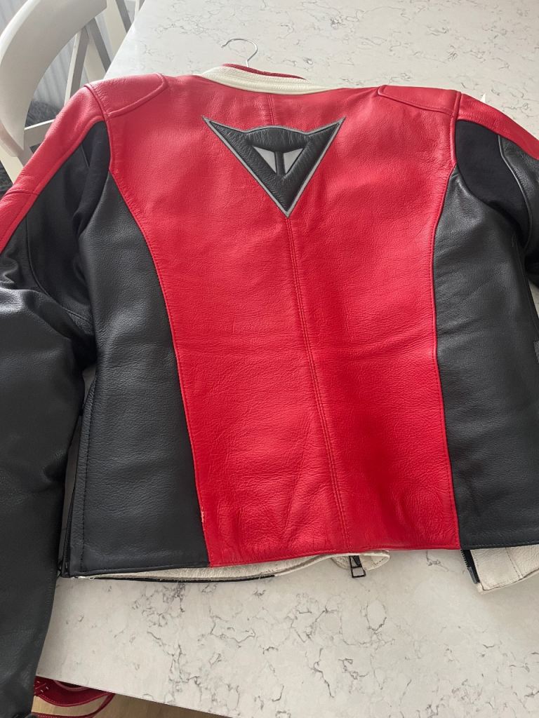DAINESE LEATHER JACKET Size 48
