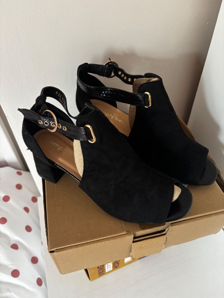 Black Peep Toe Ankle Strap Sandals - Size 9 Wide Fit