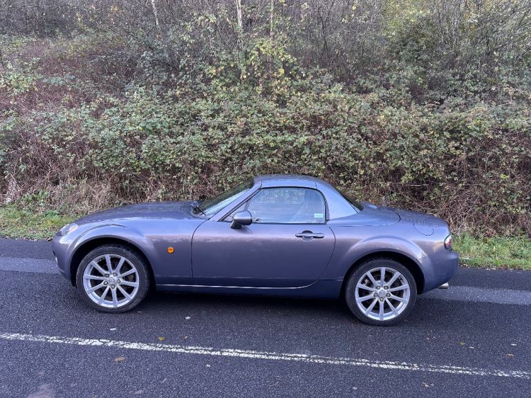 Mazda, MX-5, Convertible, 2006, Apple Carplay Manual, 1999 (cc), 2 doors