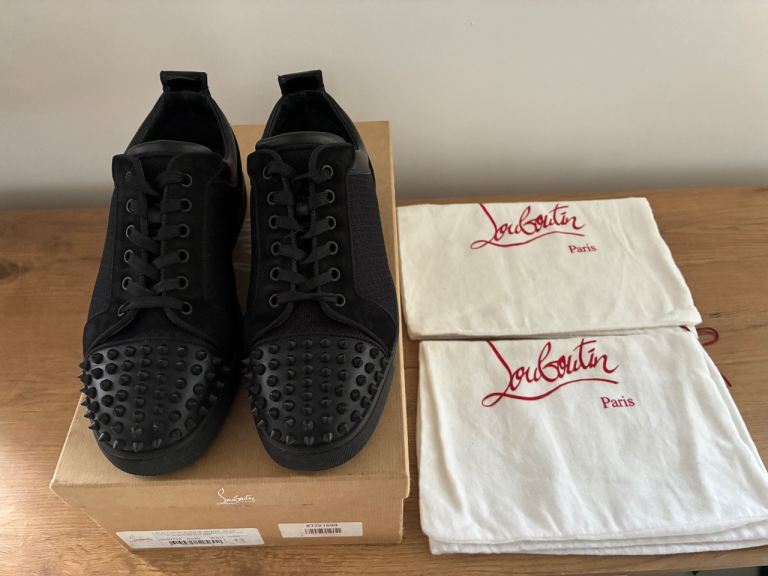 Christian Louboutin Fun Louis Junior Spikes Flat Black Size 8