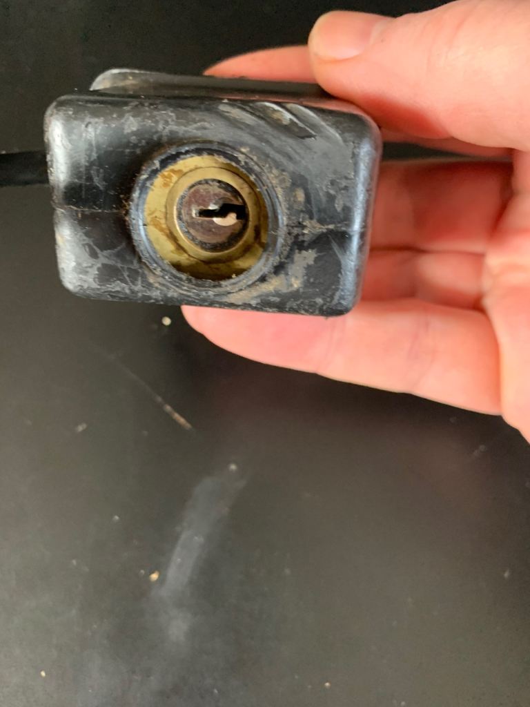 Hampton pad lock with waterproof cover and two keys