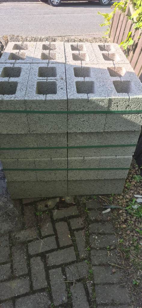 215x215x440 Hollow block 