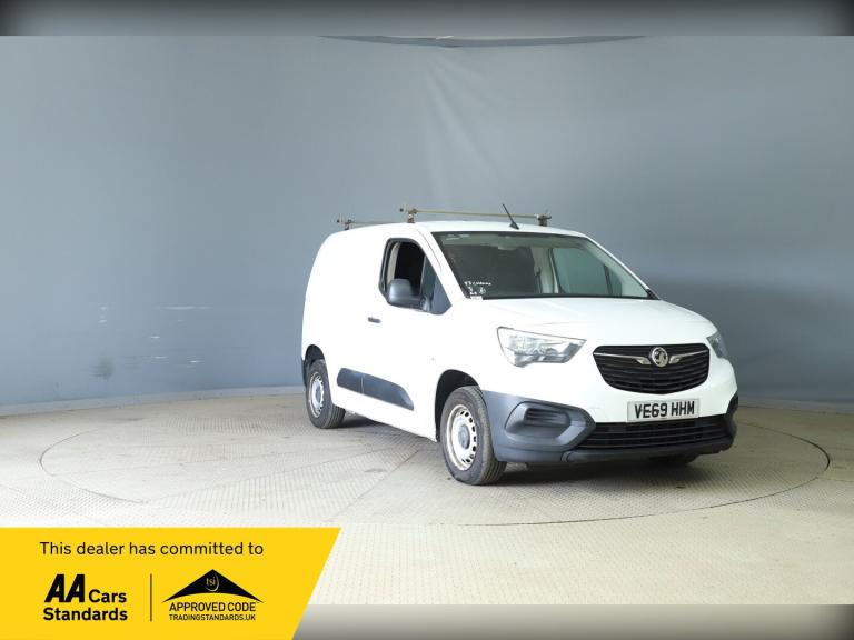 2019 Vauxhall Combo 1.5 Turbo D 2000 Edition Panel Van 4dr Diesel Manual L1 H1