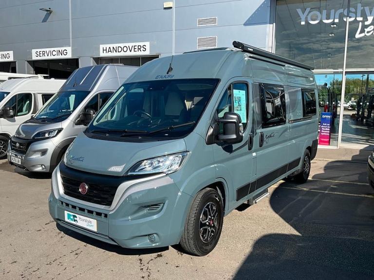 Elddis Signature CV40