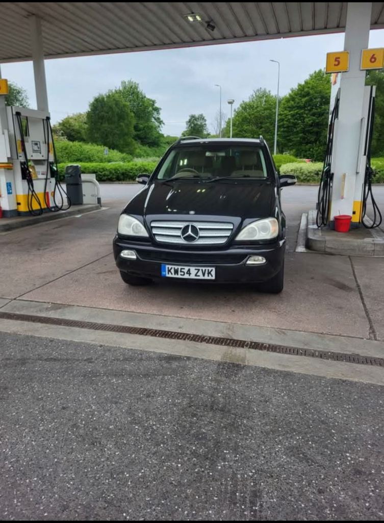 MERCEDES ML 270CDI AUTO SPECIAL EDITION 