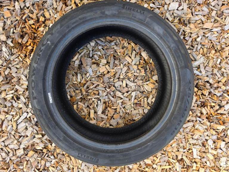 Pirelli powergy 225 45 18 