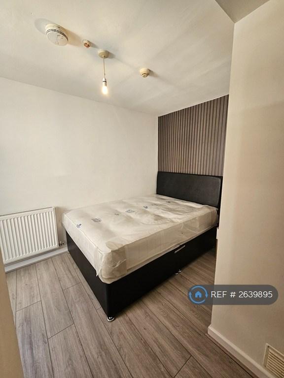 1 bedroom in Pinfold Street, Wednesbury, WS10 (#2639895)