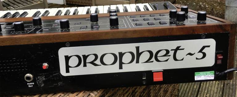 Sequential Circuits Prophet 5 rev2 + MIDI + Manual (1979)