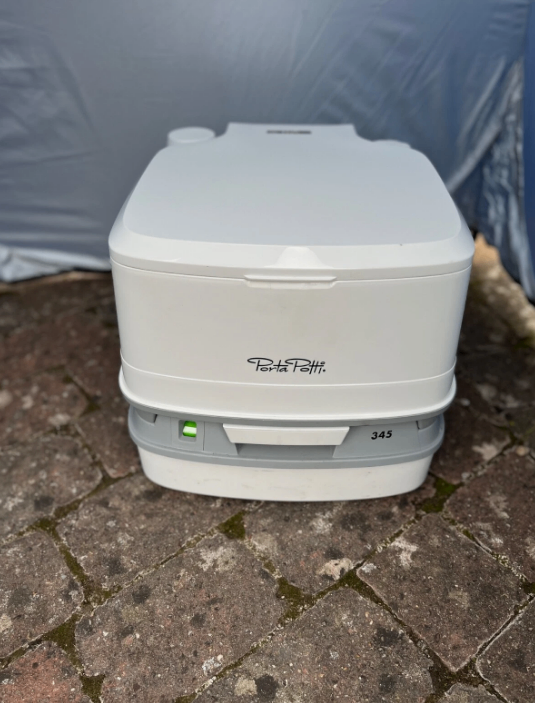 VW T5 CAMPERVAN RARE DOUBLE SIDE DOOR, REALLY GOOD CONDITION, MOT'D